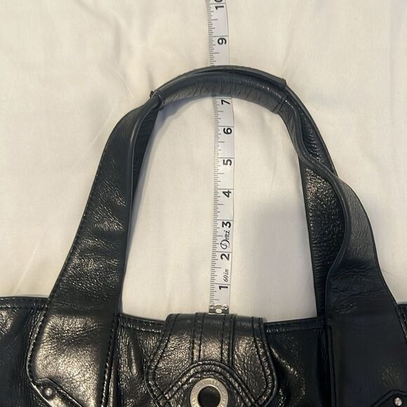 Perlina large black leather handbag 3 inside 1 outside zip pockets EUC - Picture 6 of 17